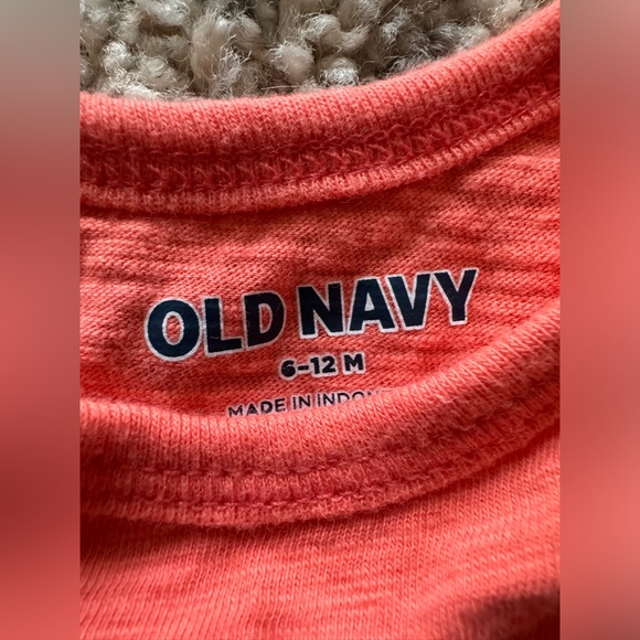 Old Navy 6-12M Onesie and Ruffle Pant Set - Picture 5 of 7